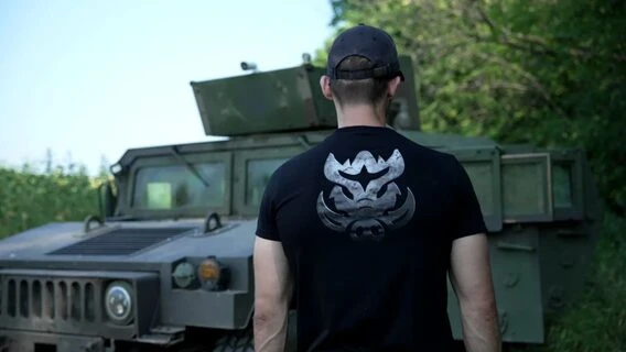 Drone Fight Group створила систему, яка перетворює звичайне авто на дистанційно кероване. Як працює «Кабан»?