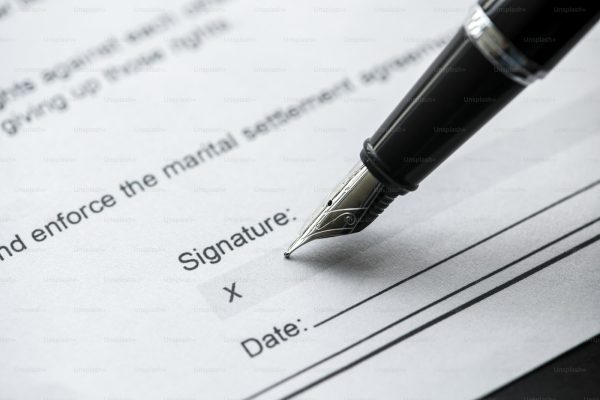 Як працює шлюбний договір: власність, сімейний бюджет і борги